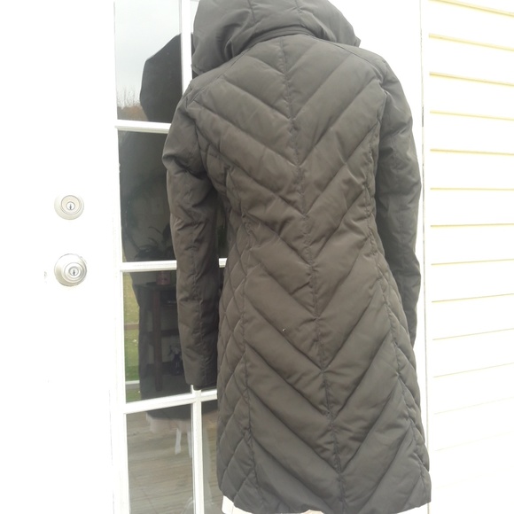 Sage/Dark Green Micheal Kors Jacket - Picture 5 of 8